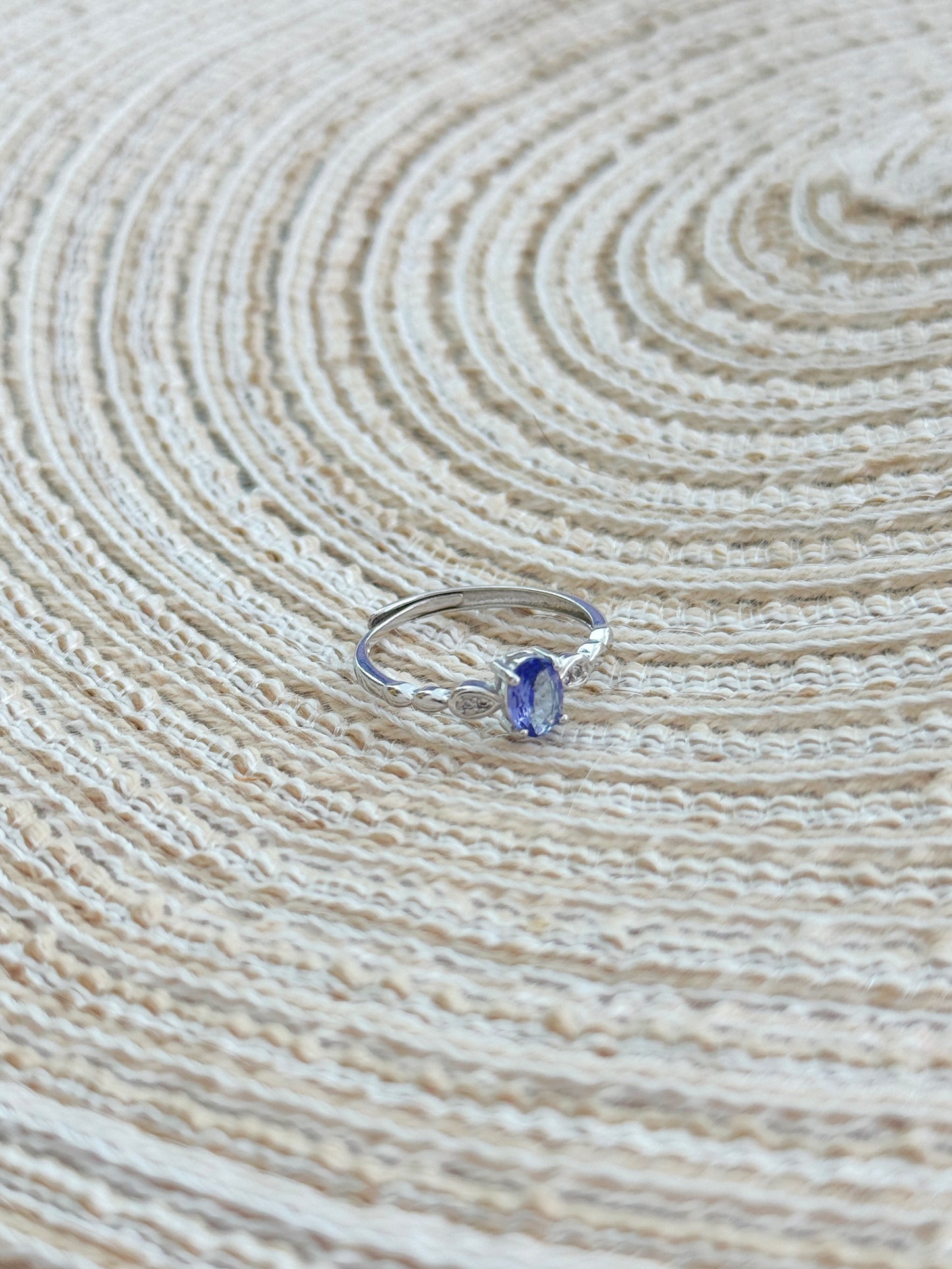0.6ct 坦桑石S925戒指