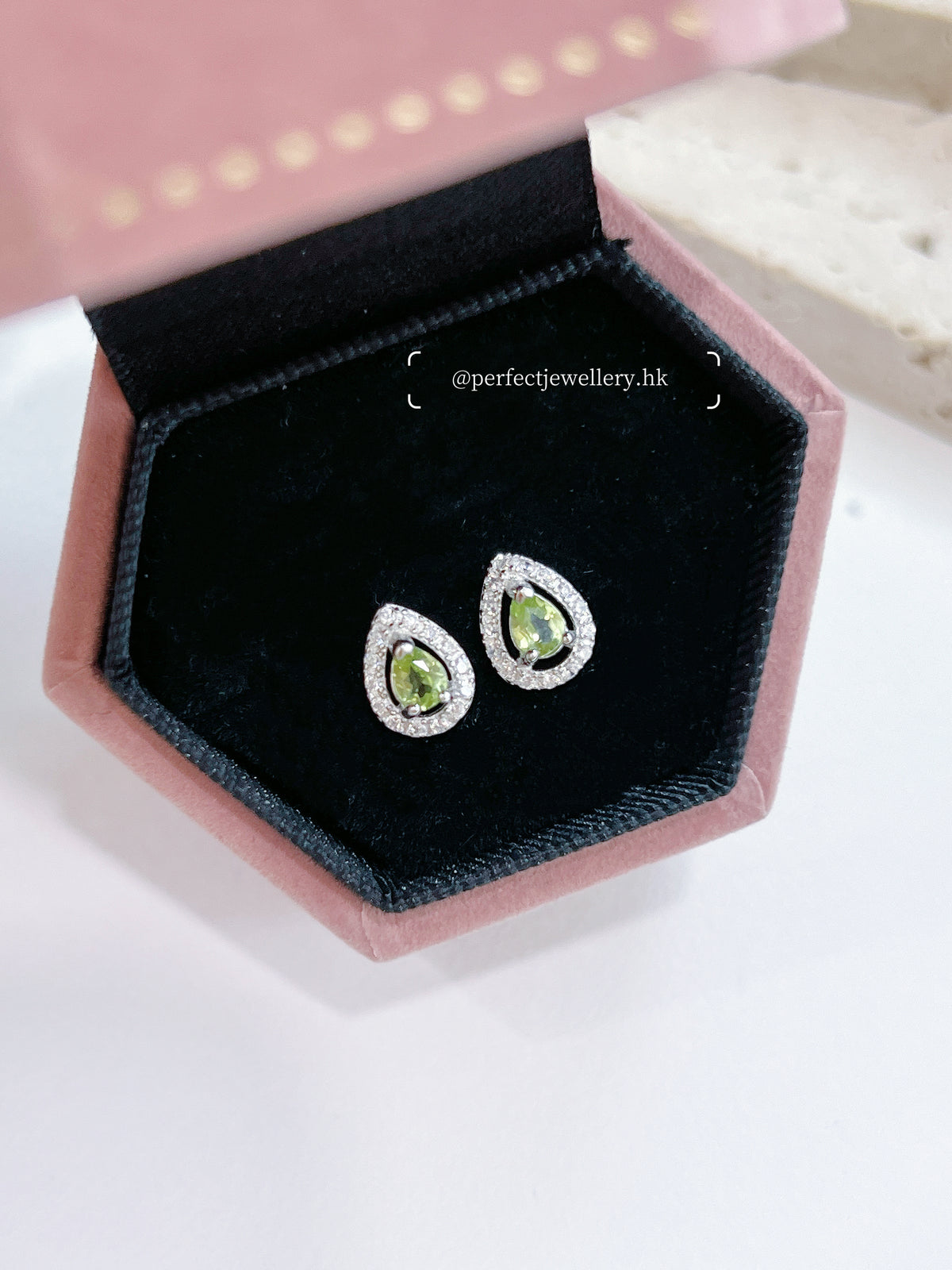 Water Drop Gemstone S925 Earrings | 水滴💧寶石圍鑲耳釘