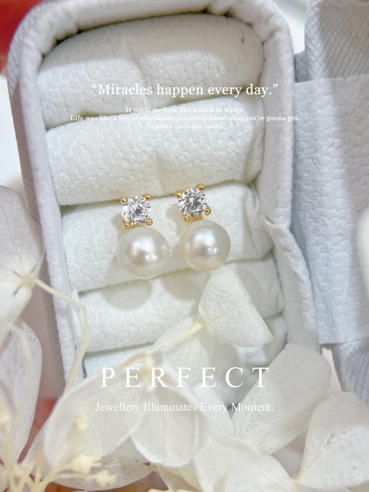6.5mm Freshwater Pearl S925 Earrings | 淡水珍珠王妃耳釘