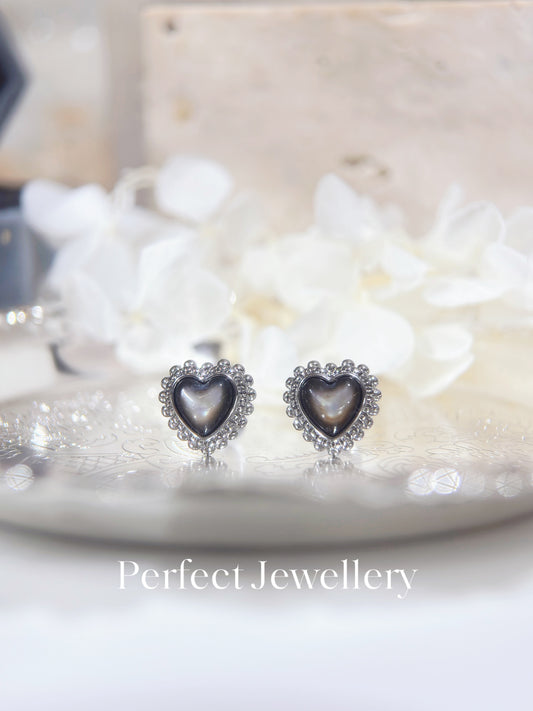 Black MOP Earring 黑蝶貝愛心耳釘
