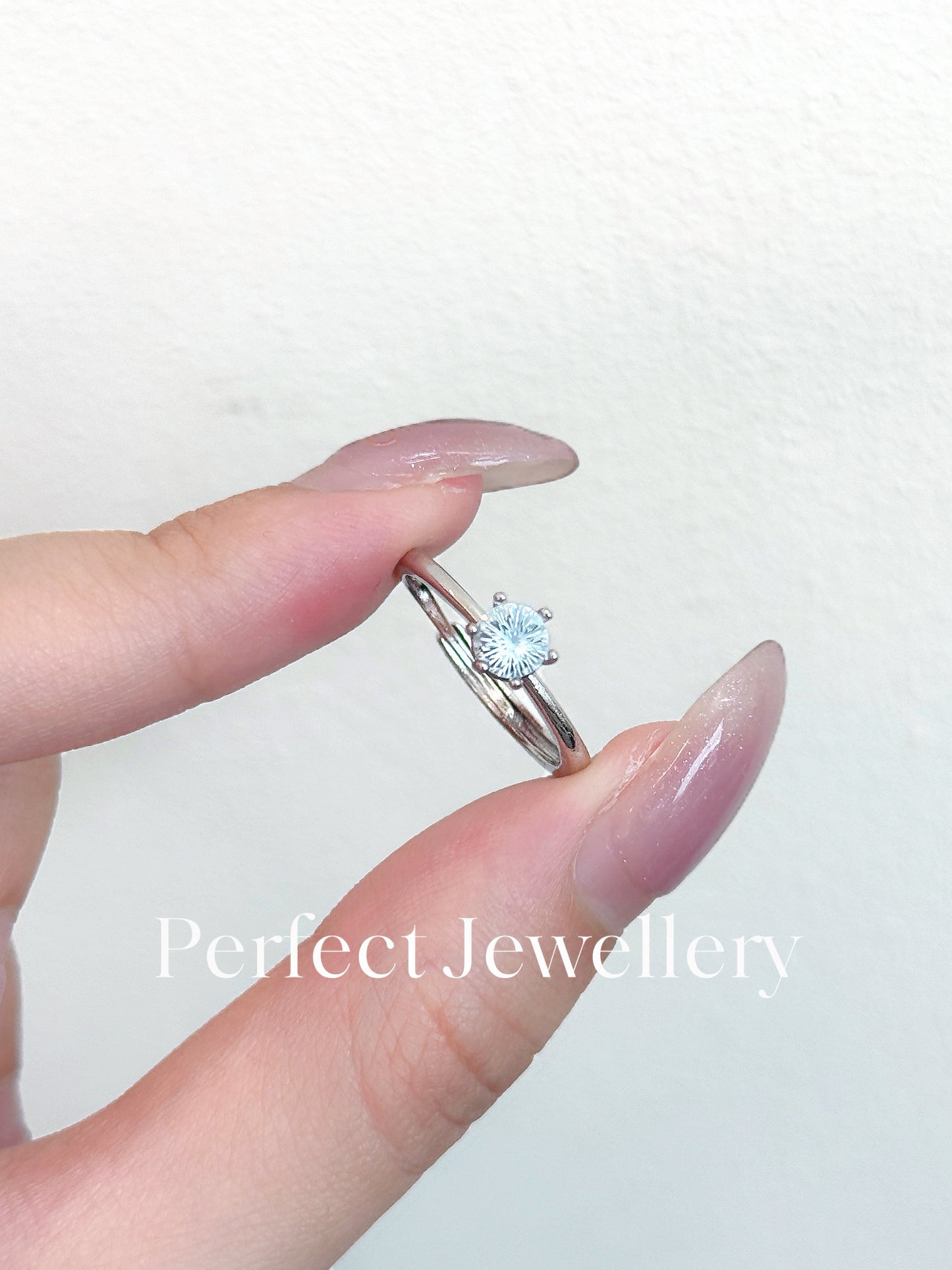 Topaz RIng 托帕藍雪花切戒指