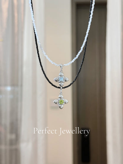 Topaz & Peridot Pendant 藍托帕&橄欖石四花萬能扣吊墜