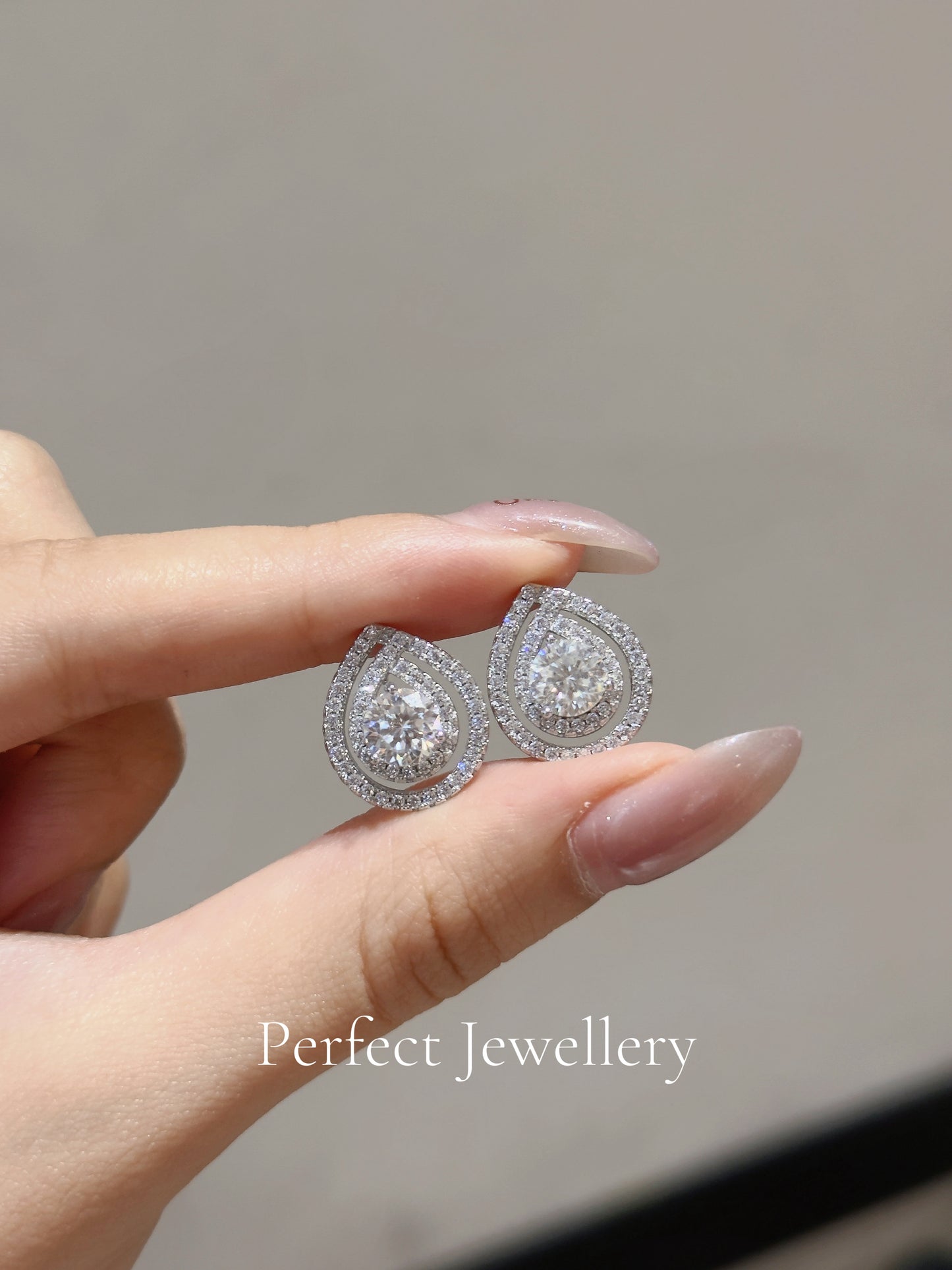 [Brass] 2ct Moissanite Earring ✨莫桑鑽水滴型華麗耳釘