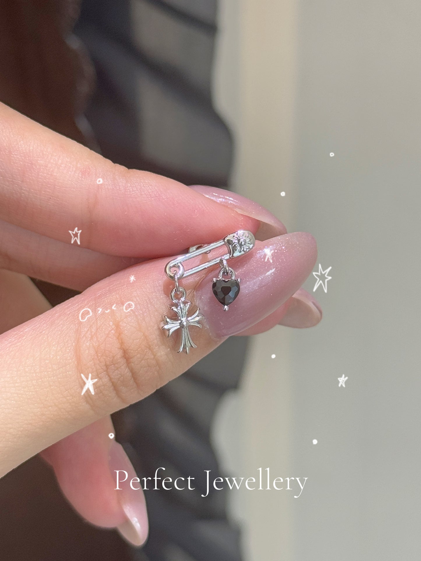[316鋼]克羅地亞十字架x愛心🖤別針耳骨釘