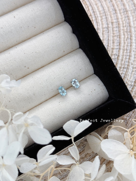 Blue Topaz Earrings | 藍托帕四爪耳釘