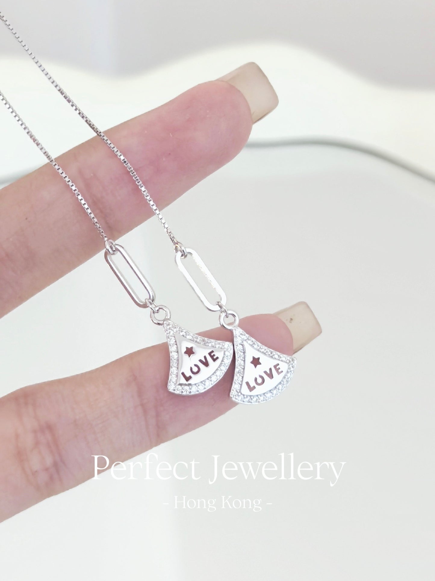 [S925] Love Word S925 Earring | 裙擺字母S925耳線