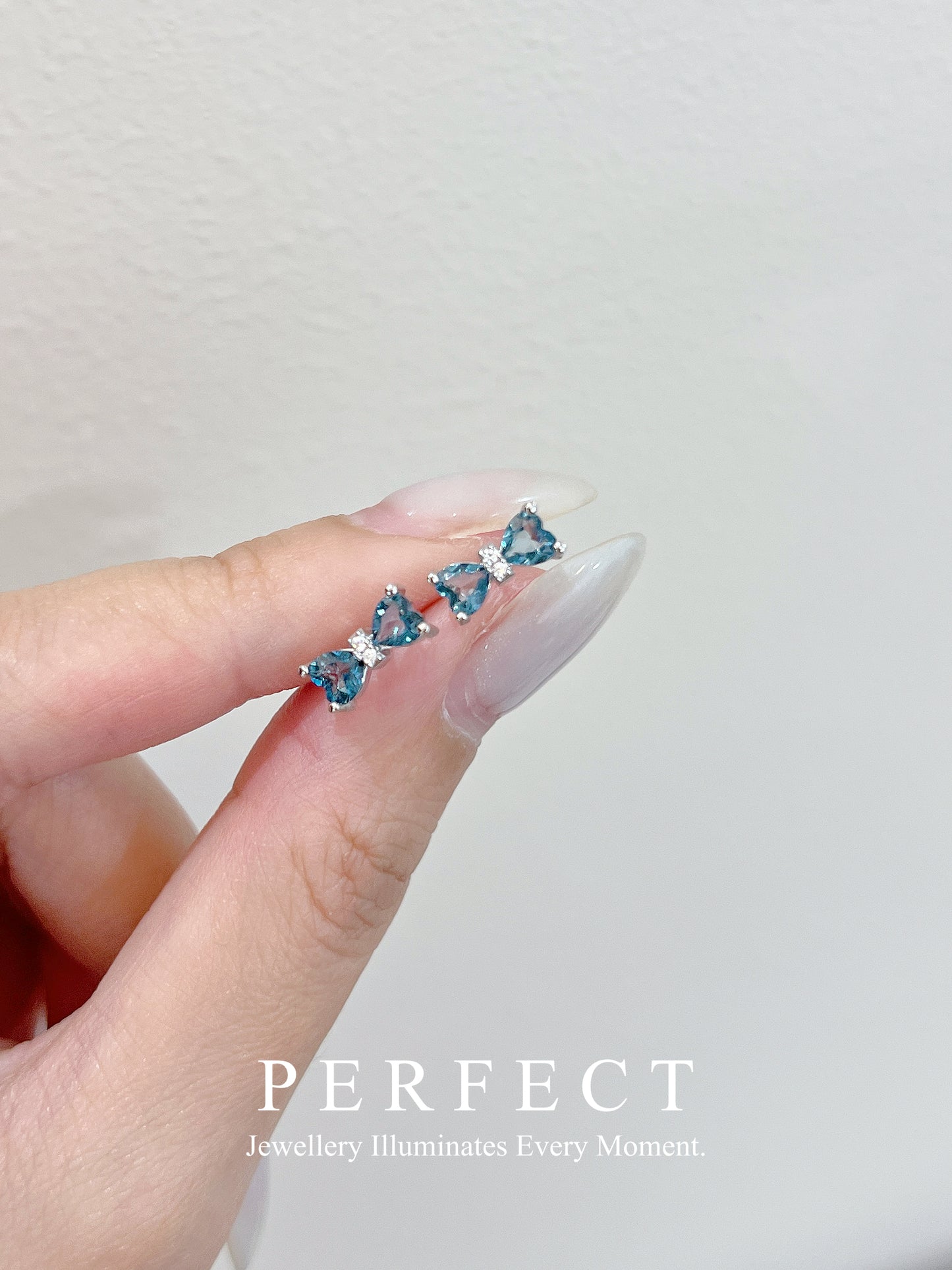 ✨Ribbon 🎀London Blue Topaz Earrings |倫敦藍拓帕石蝴蝶結耳釘✨🦋