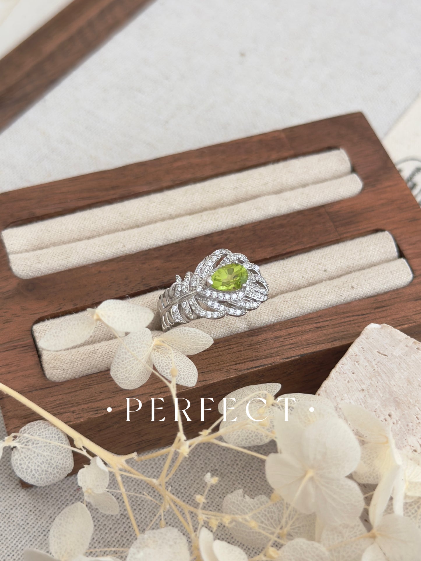 Peridot S925 Feather Ring | 橄欖石S925羽毛戒指