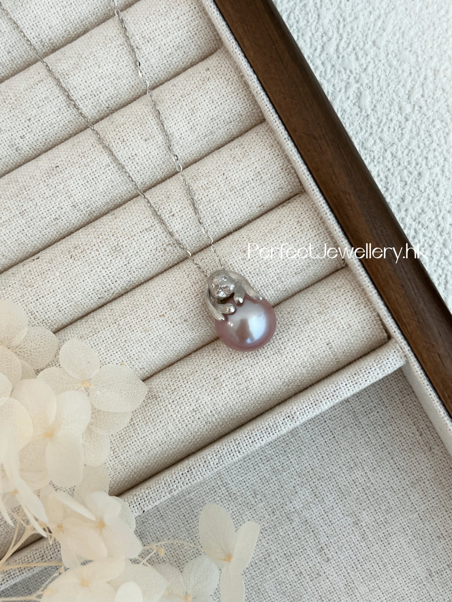 Freshwater Pearl Necklace ｜ 11.8mm淡水紫珠趴趴兔項鍊