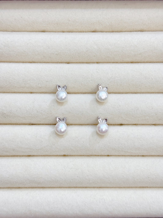 Freshwater Pearl Earring | 淡水珍珠小兔子耳朵