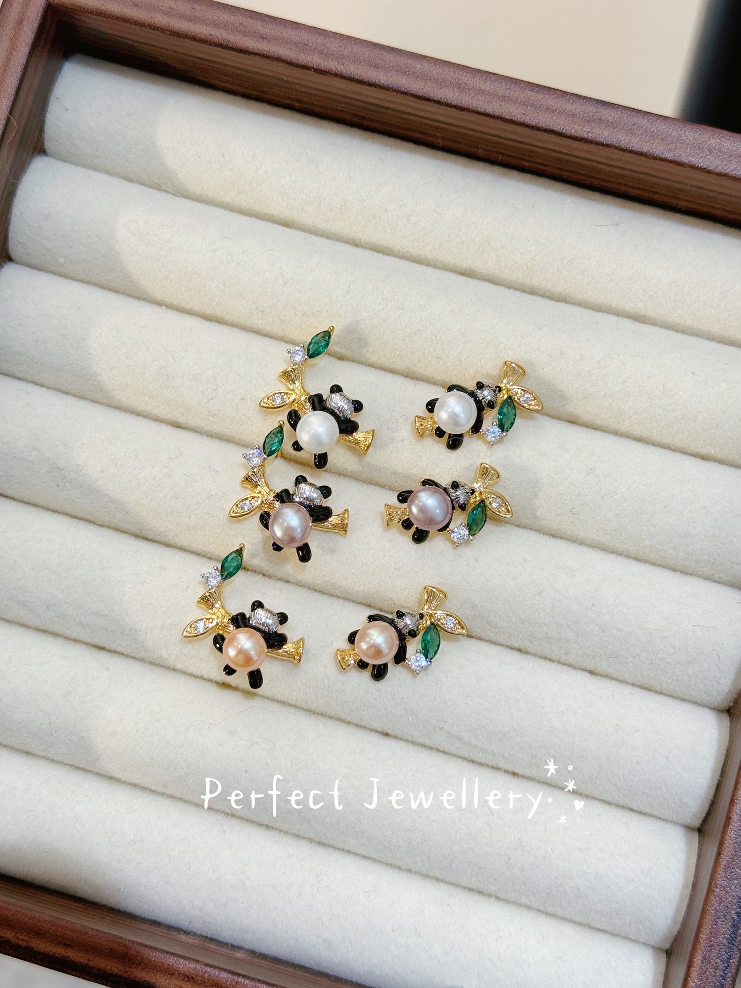 Freshwater Pearl Earring | 淡水珍珠熊貓🐼竹節不對稱耳釘