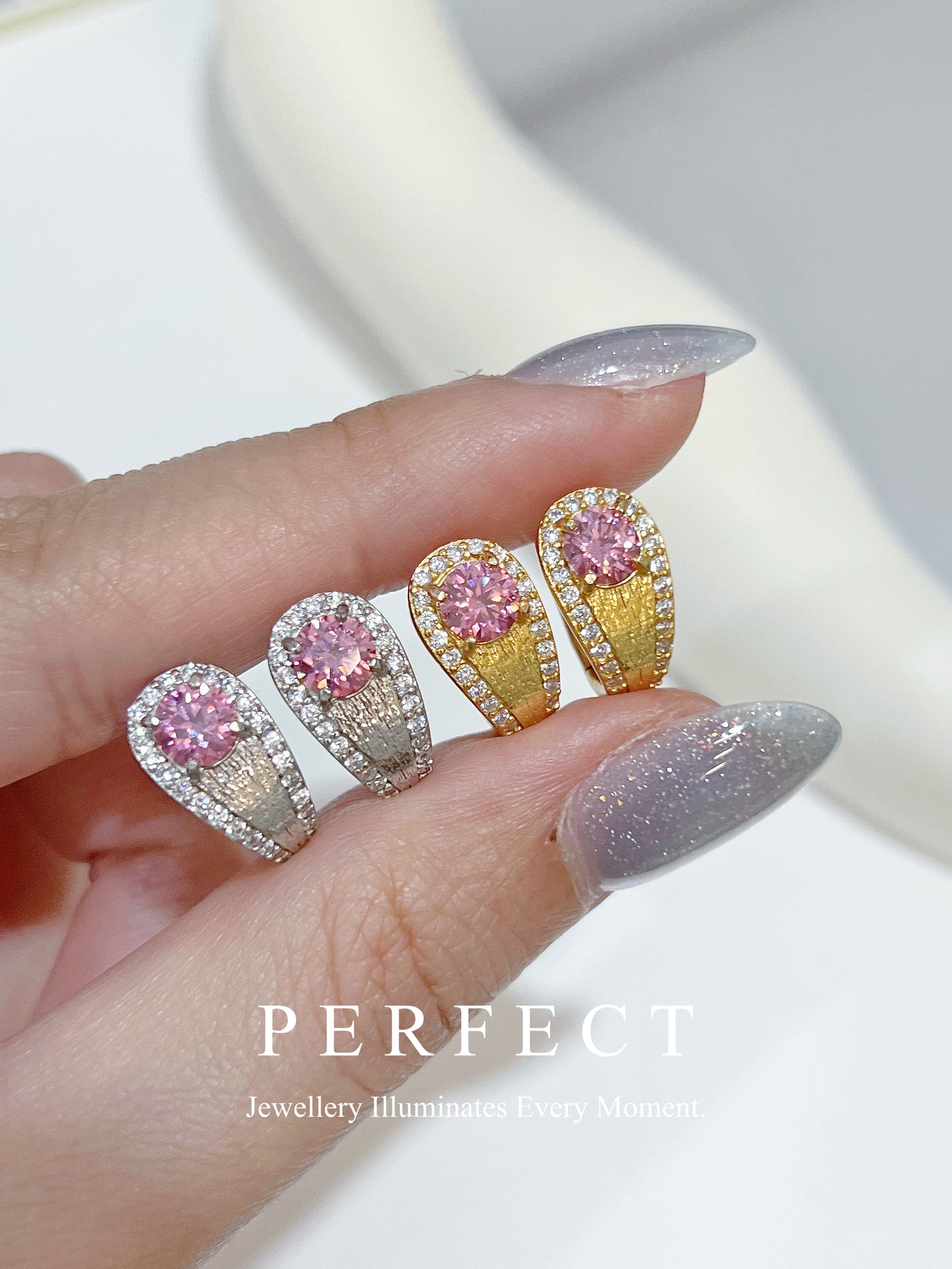 2ct Pink Moissanite S925 Earrings | 粉莫桑耳圈