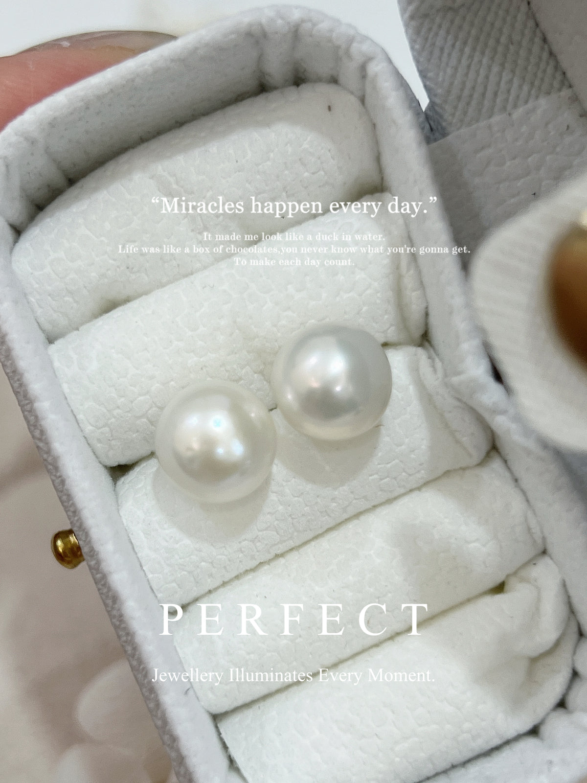 9-9.5mm Freshwater Pearl S925 Earrings | 淡水圓珠耳釘