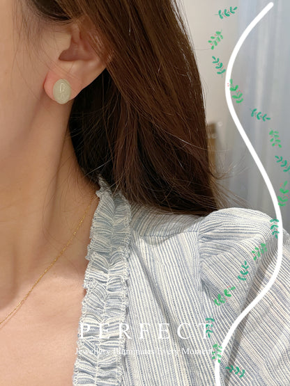 Hetian Jade S925 Earrings | 和田玉橢圓耳釘