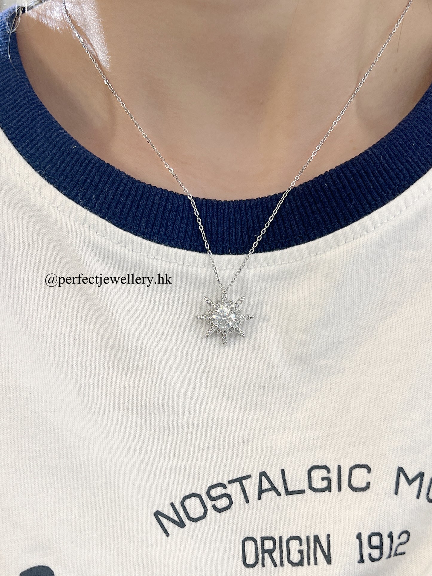 Winter❄️ 1ct Moissanite Snowflake Necklace | 莫桑雪花🩵頸鏈