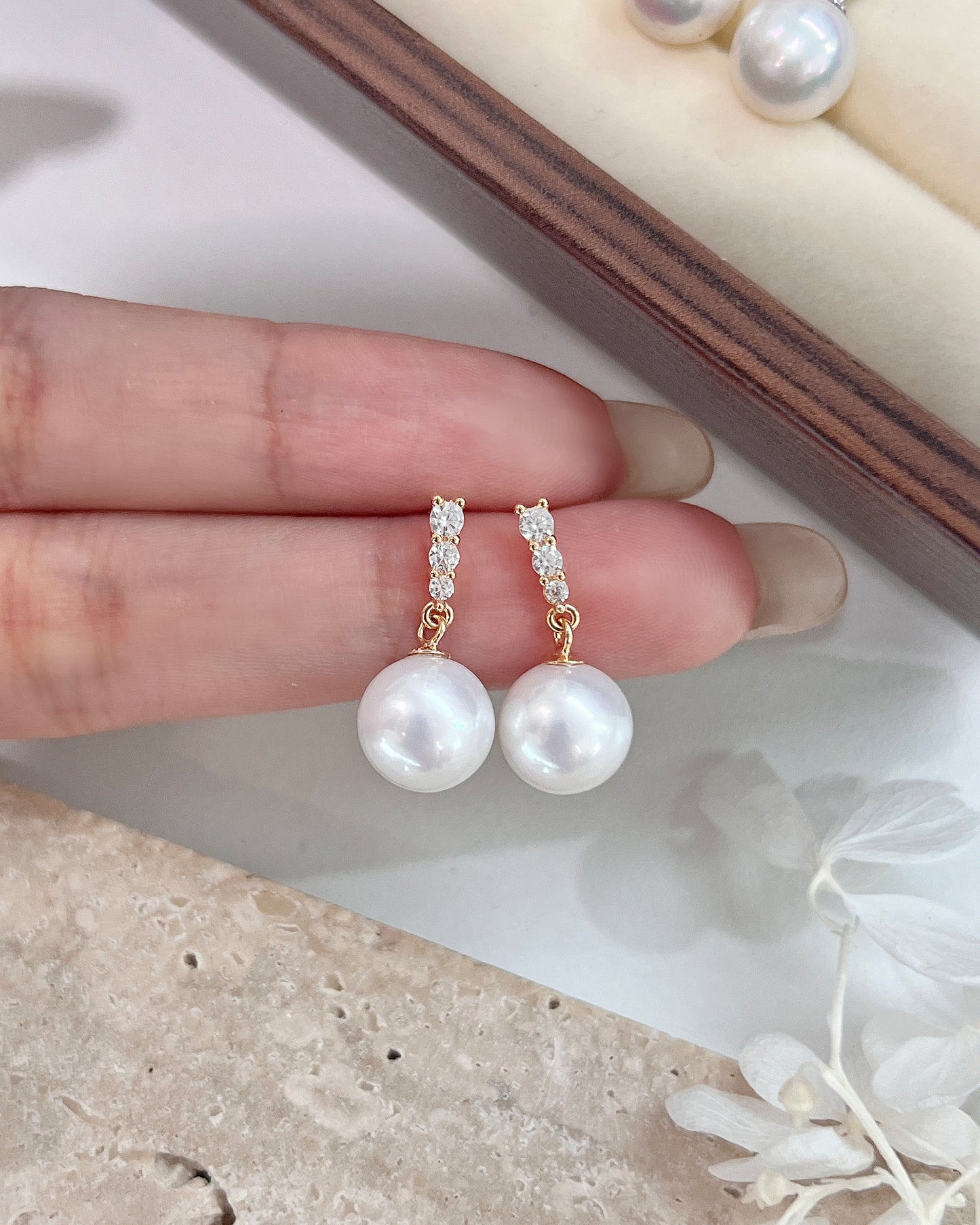 ✨9-9.5mm Freshwater Pearl S925 Earrings | 淡水珍珠三石耳釘✨