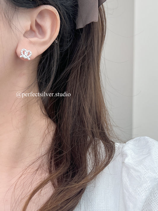 Bubble Heart S925 Earrings | 扭扭愛心S925銀耳釘