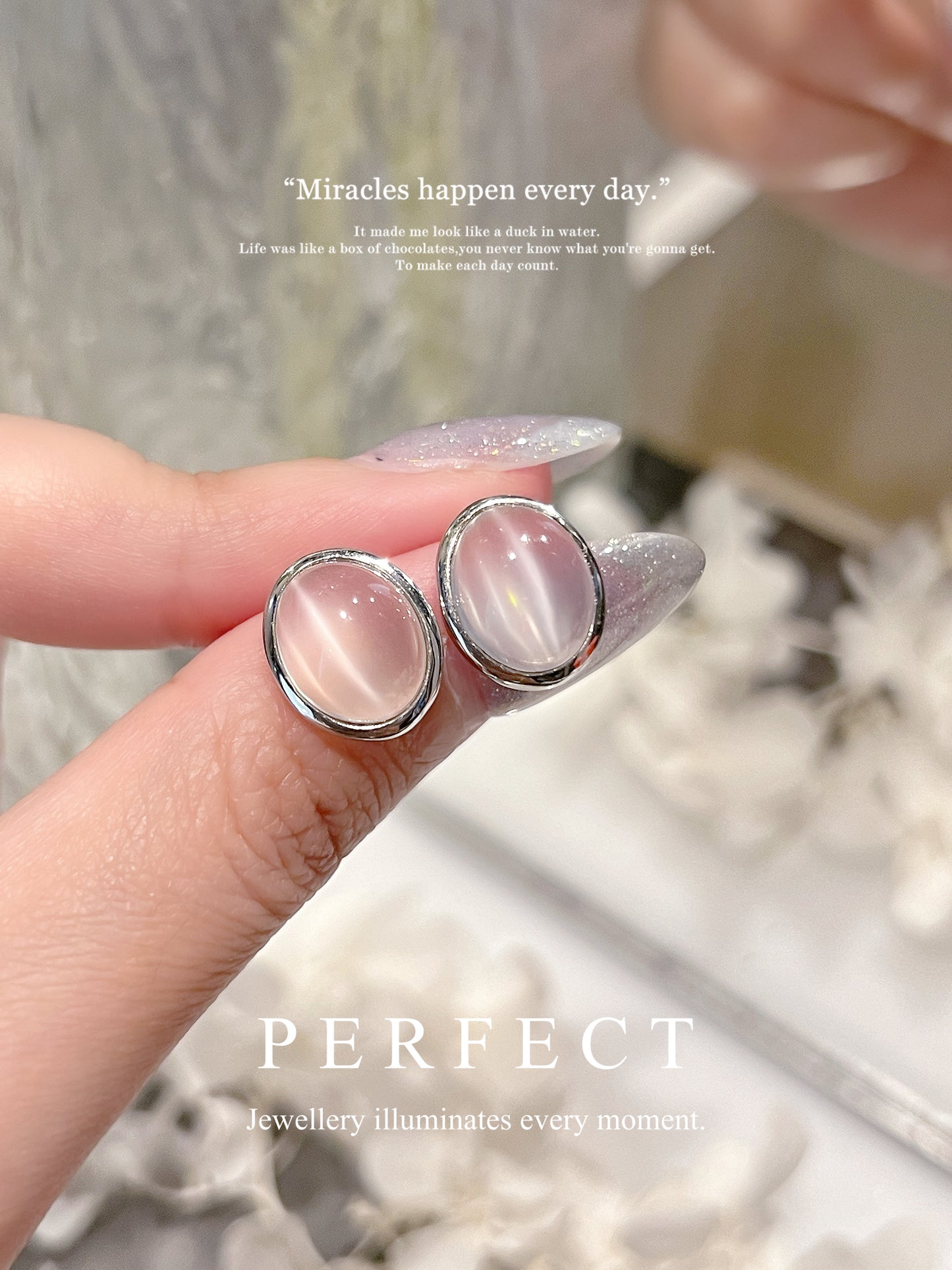 ✨🐈‍⬛Cat's Eye Moonstone S925 Earrings ｜ 貓眼白月光橢圓耳釘✨🤍