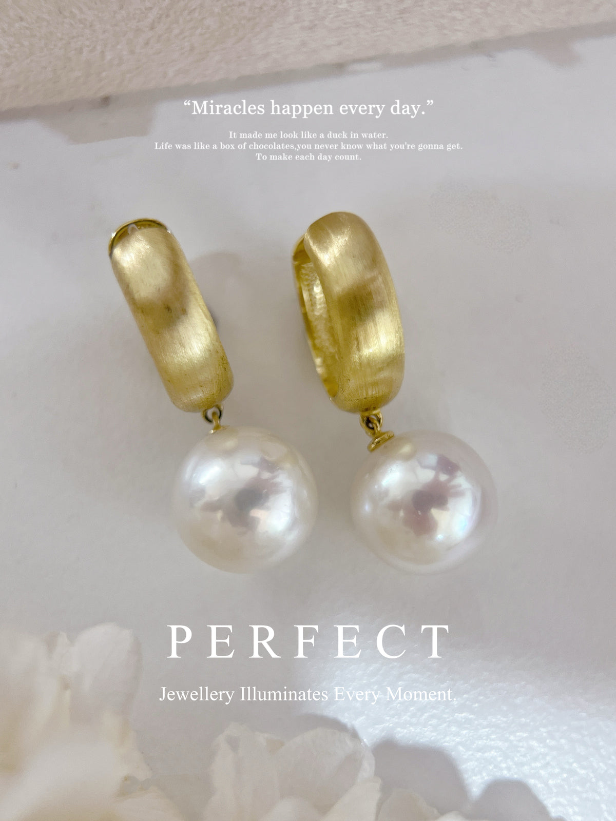 11.4mm Freshwater Pearl Ear Hoop | 淡水珍珠磨沙耳環