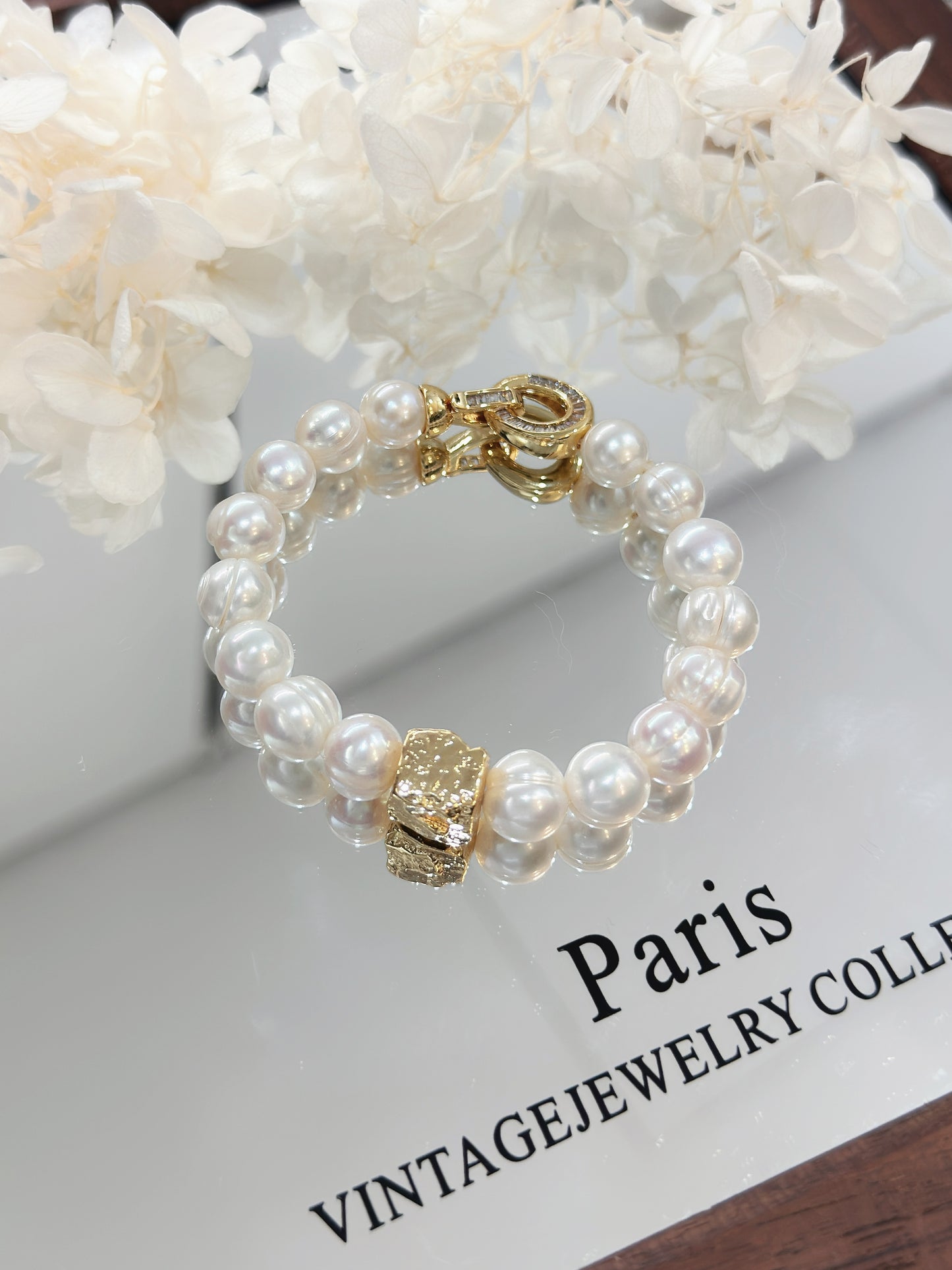 9.5-11mm Freshwater Pearl Brass Bracelet | 淡水珍珠螺紋金磚手鏈