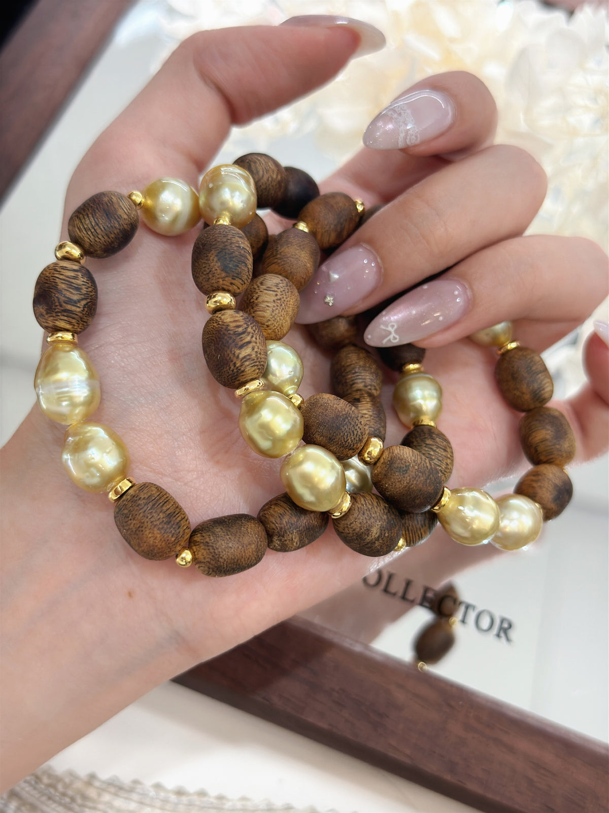 South Sea Gold Pearl & Agarwood S925 Bracelet | 海水南洋金珠&奇楠沉香S925設計手串