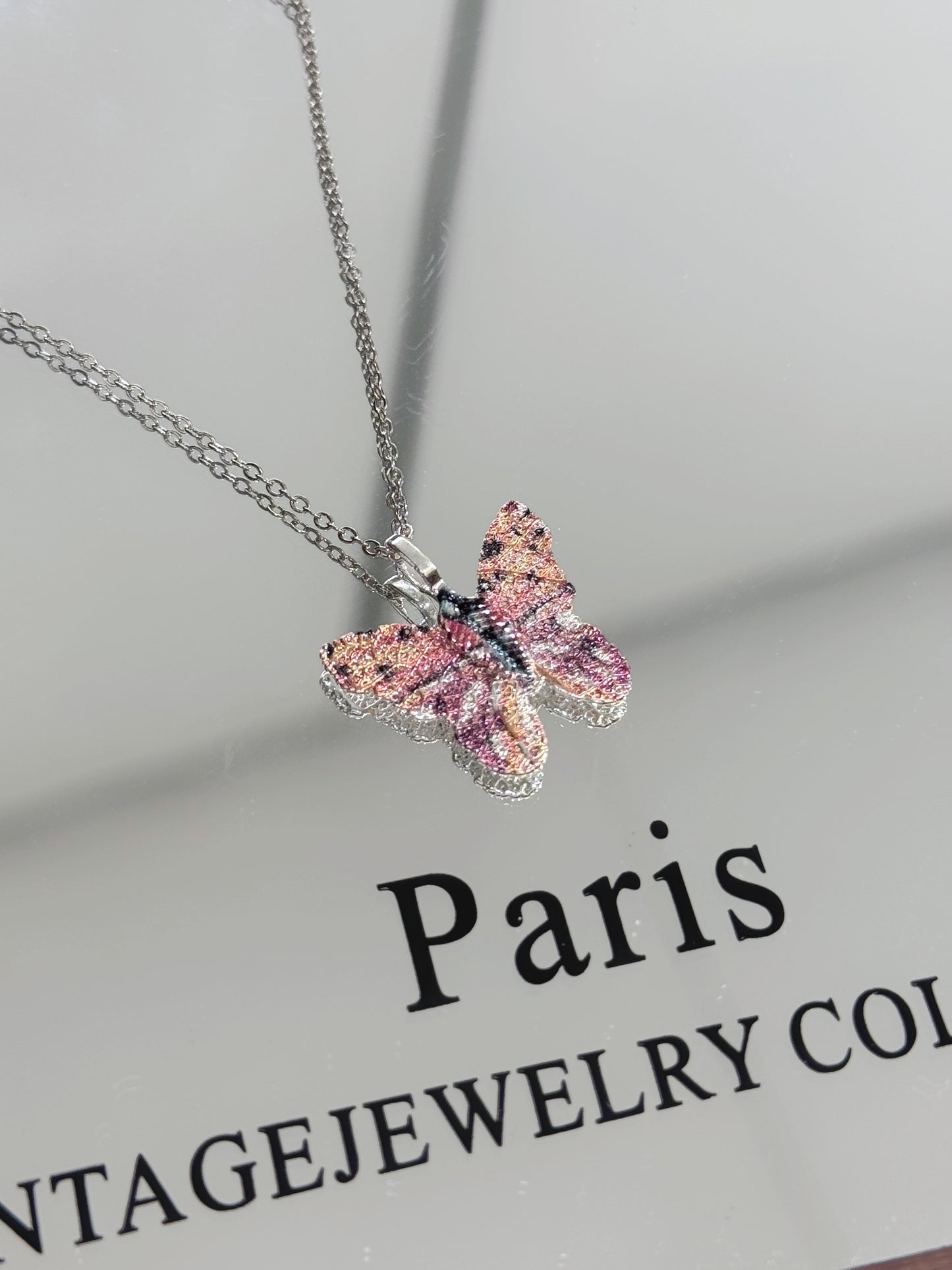 Natural Leaf Necklace | 金剛葉彩電鍍蝴蝶項鏈
