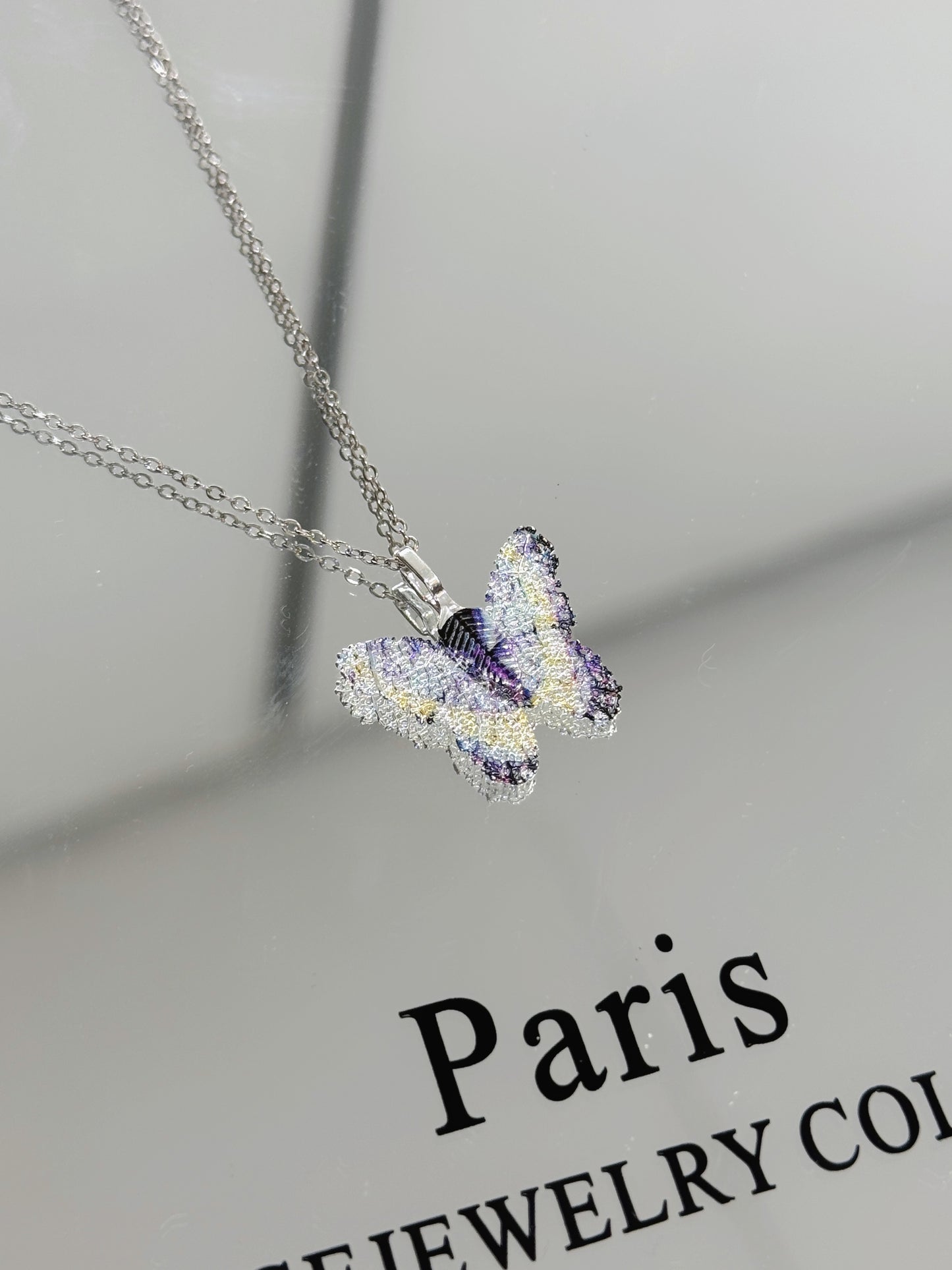Natural Leaf Necklace | 金剛葉彩電鍍蝴蝶項鏈