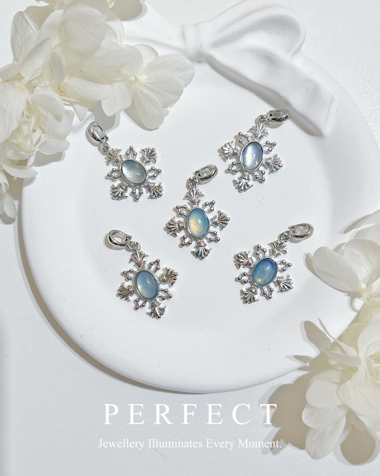 ✨Chrome Heart Aquamarine Brass Pendent | 克羅心海藍寶萬用扣吊墜✨💙