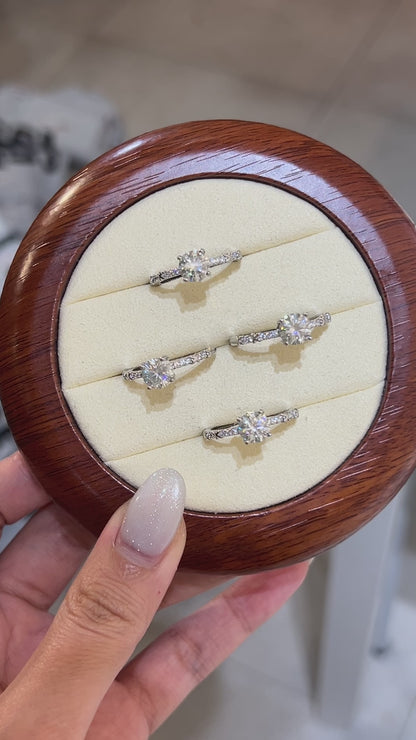 ✨1ct Moissanite Ring 爆閃1ct 莫桑戒指💎✨（1號）