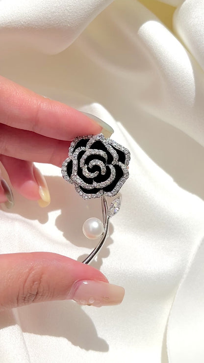 ✨Coco Camellia Brooch | 山茶花珍珠胸針✨